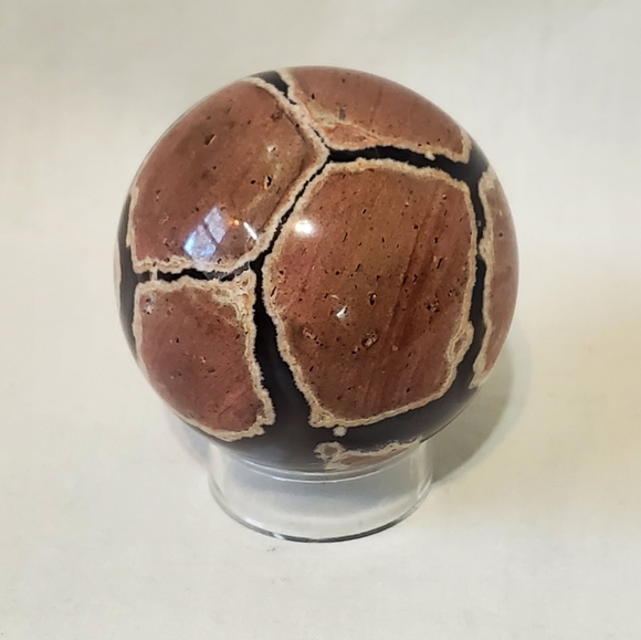 **SOLD** Volcano Agate Sphere UV Reactive - Picture 3 of 5